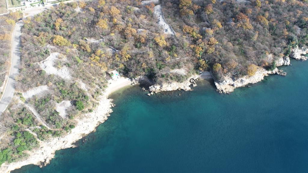 Plaže podno nekretninskog projekta Kostrena Hills nadomak su budućih stanova i apaartmana